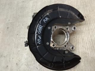 Цапфа задняя правая 200 14-16 2016 UF 2.4 ED6