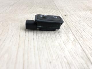 Кнопка открывания багажника наружная FIESTA 08-17 2013 CCN 1.6 HXJB