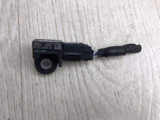 Датчик удара передний FORD FIESTA 08-17 2013