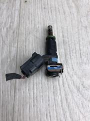 Форсунка топливная PASSAT B7 11-15 2012 A32 2.5 CBUA