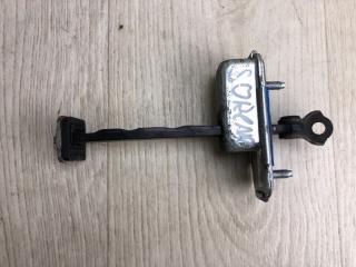 Ограничитель двери передний левый KIA SORENTO UM 14- 2015