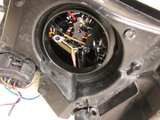 Фара правая FOCUS 10-18 2013 BK 2.0 XQDA