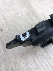 Кронштейн переднего бампера (на крыле) правый JETTA USA 10-17 2012 162 2.5 CBUA