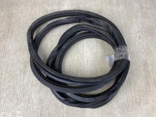 Уплотнитель двери PORSCHE CAYENNE 10-18 958 3.0 M06.EC