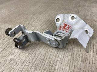 Ролик сдвижной двери средний правый NV200 USA 13- 2015 M20XUS 2.0 MR20DE