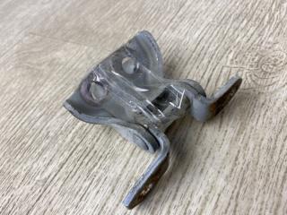 Петля двери нижняя передняя левая NV200 USA 13- 2015 M20XUS 2.0 MR20DE