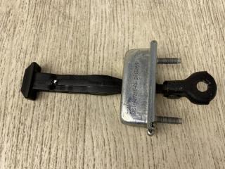 Ограничитель двери задний FOCUS 10-18 2015 CB8 2.0 XQDA