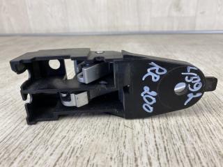 Ручка двери внутренняя правая 200 14-16 2015 UF 2.4 ED6