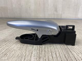 Ручка двери внутренняя правая 200 14-16 2015 UF 2.4 ED6