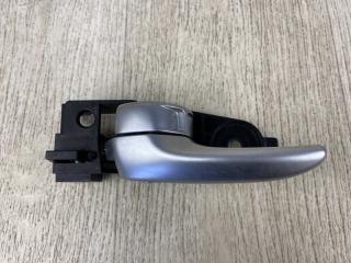 Ручка двери внутренняя левая CHRYSLER 200 14-16 2015 Б/У Ручка двери внутренняя левая CHRYSLER 200 14-16 2015