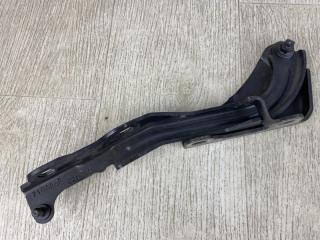 Петля капота правая CHRYSLER 200 14-16 UF 2.4 ED6