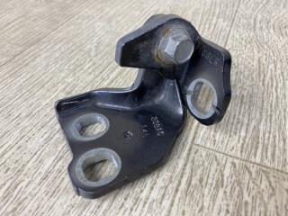 Петля двери нижняя правая CHRYSLER 200 14-16 UF 2.4 ED6