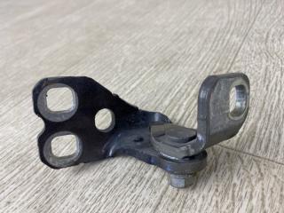 Петля двери верхняя правая CHRYSLER 200 14-16 UF 2.4 ED6