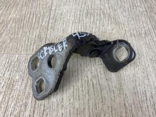 Петля двери верхняя левая 200 14-16 2015 UF 2.4 ED6