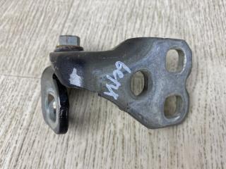 Петля двери верхняя левая 200 14-16 2015 UF 2.4 ED6