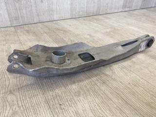 Рычаг задней подвески поперечный нижний 200 14-16 2015 UF 2.4 ED6