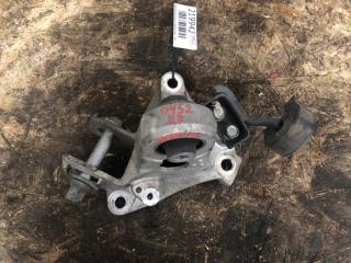 Крепление рычага подвески заднее правое RL 05-12 2008 Седан 3.5