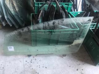 Стекло двери переднее левое TOYOTA PRIUS - 30 09-17