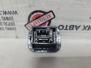 Кнопка закрывания крышки багажника TOYOTA VENZA 09-16 Минивэн 3.5 2GR-FE