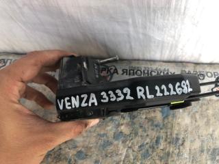 Замок двери задний левый VENZA 09-16 2015 Минивэн 3.5 2GR-FE