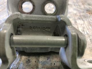 Петля двери нижняя передняя левая MDX (YD3) 13-21 2015 Внедорожник 3.5