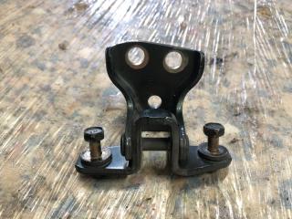 Петля двери нижняя задняя левая MITSUBISHI OUTLANDER 03-07 Внедорожник 2.4 4G69