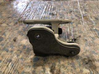 Петля двери нижняя передняя левая INFINITI QX30 16-20 Внедорожник 2.0 20PET