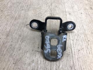 Петля двери верхняя задняя левая PATRIOT 10-17 2014 MK74 2.4 ED3