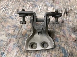 Петля двери верхняя задняя правая GALANT 03-12 2012 Седан 2.4 4G69