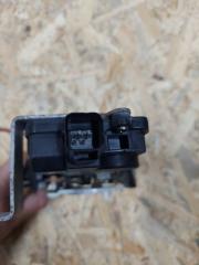 Замок двери задний левый MITSUBISHI OUTLANDER 03-07 Внедорожник 2.4