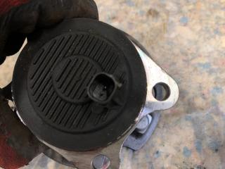 Ступица задняя левая VENZA 09-16 2015 Минивэн 3.5 2GR-FE