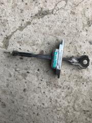 Ограничитель двери задний левый TOYOTA RAV4 05-12 GSA33 3.5 2GR-FE