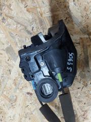 Замок двери задний левый LEXUS RX350/450 09-15