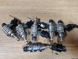 Форсунка топливная IS250/350 05-13