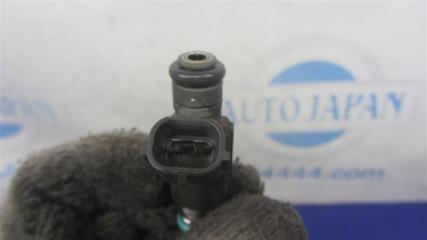 Форсунка топливная NISSAN X-TRAIL T30 01-07 QR25