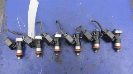 Фото запчасти форсунка топливная MAZDA CX-9 06-16 2010 Б/У запчасть Запчасть форсунка топливная MAZDA CX-9 06-16 2010