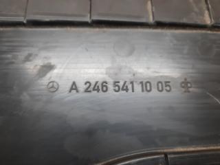 Крышка аккумулятора QX30 16-20 2019 Внедорожник 2.0 20PET