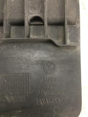 Брызговик задний правый JETTA USA 18- 2018 JEM 1.4 DGXA