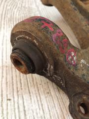 Цапфа задняя правая HYUNDAI SANTA FE (CM) 05-12 CM