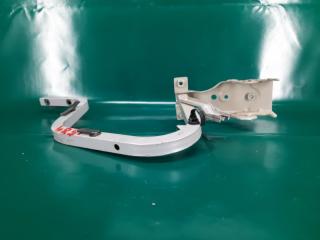 Петля крышки багажника левая SUZUKI SX4 06-13 Седан J20A