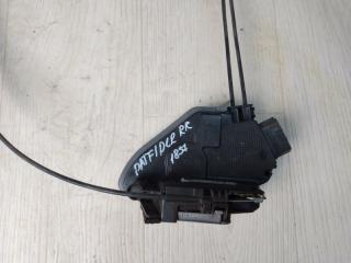 Замок двери задний правый PATHFINDER R52 12-21 2013 R52 3.5 VQ35DE