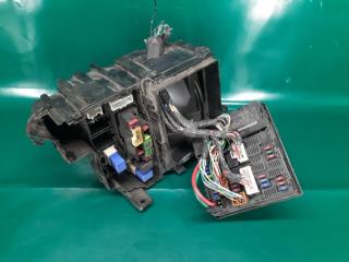 Блок предохранителей моторный отсек ROGUE 08-15 2011 2.5 QR25DE