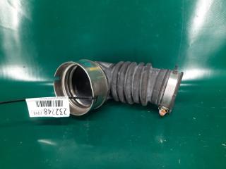 Патрубок воздушного фильтра левый Q50 20- 2021 Седан 3.0 VR30DDTT