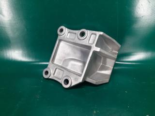 Кронштейн двигателя левый Q50 20- 2021 Седан 3.0 VR30DDTT