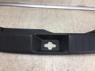 Накладка на порог багажника NISSAN JUKE 10-19 F15 1.6 MR16DDT