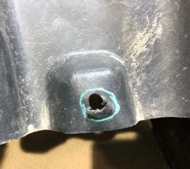 Подкрылок задний правый CHEROKEE 14- 2015 Внедорожник 2.4