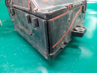 Блок предохранителей моторный отсек CX-7 06-12 2010 Внедорожник 2.3