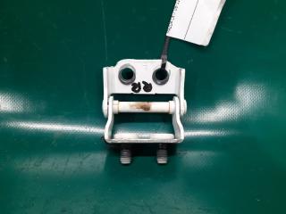 Петля крышки багажника правая CX-7 06-12 2010 Внедорожник 2.3