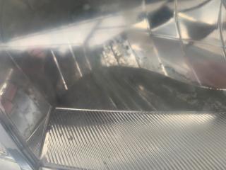 Фара правая TOYOTA PRIUS - 30 09-17