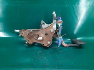 Педаль тормоза VENZA 09-16 2011 Внедорожник 3.5 2GR-FE